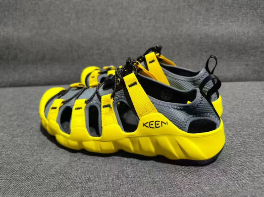 VIPOL Men's Breathable Outdoor Sandals – Comfort Meets Adventure